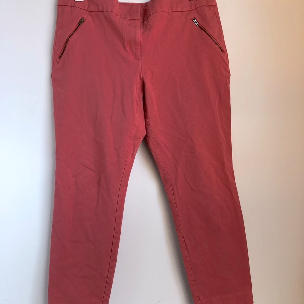 Loft Outlet Modernskinny chinos. Raspberry pink, size 16. Cropped.